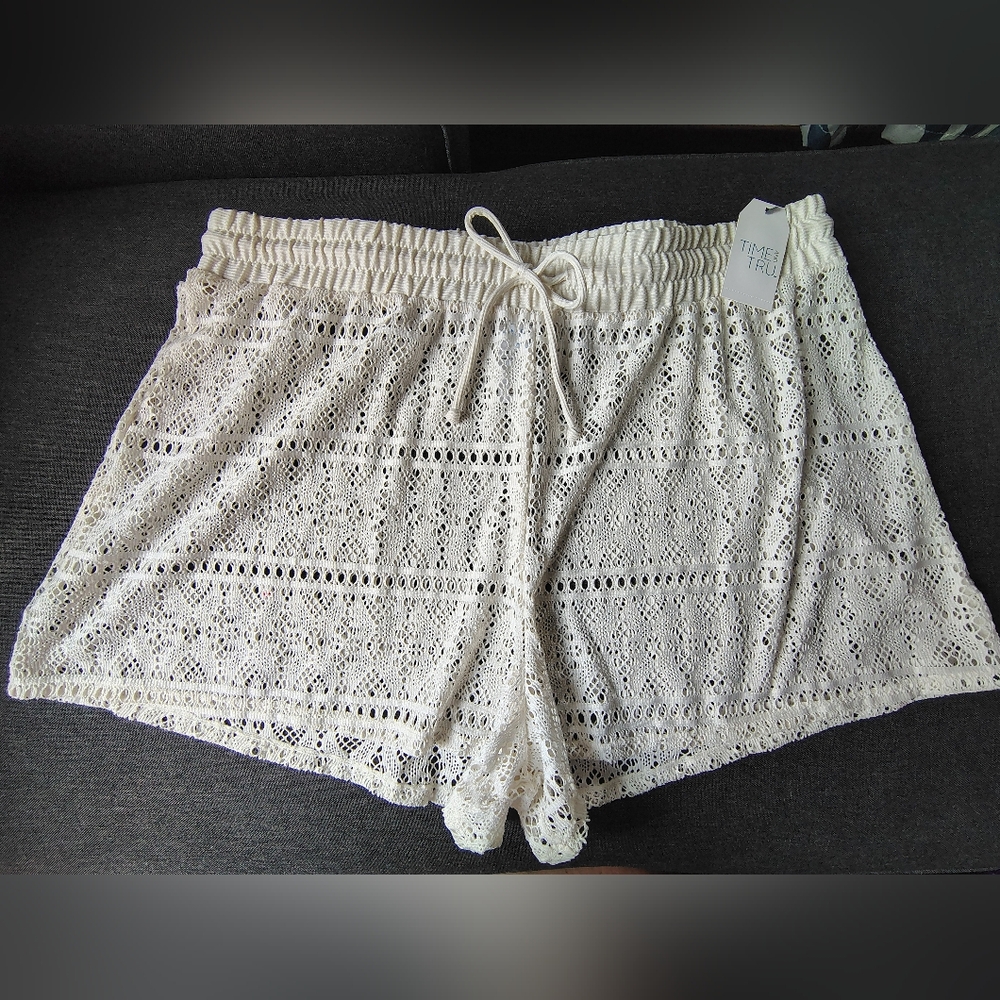 Time And Tru Lace Shorts